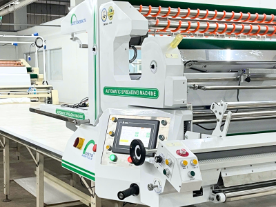 MÁY TRẢI VẢI DÙNG ĐỂ LÀM GÌ? VÌ SAO XƯỞNG MAY KHÔNG THỂ THIẾU THIẾT BỊ NÀY?